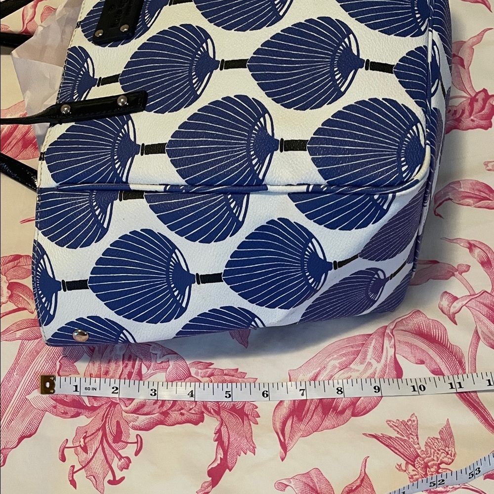 Kate Spade Navy and White Patterned Tote - Picture 13 of 14
